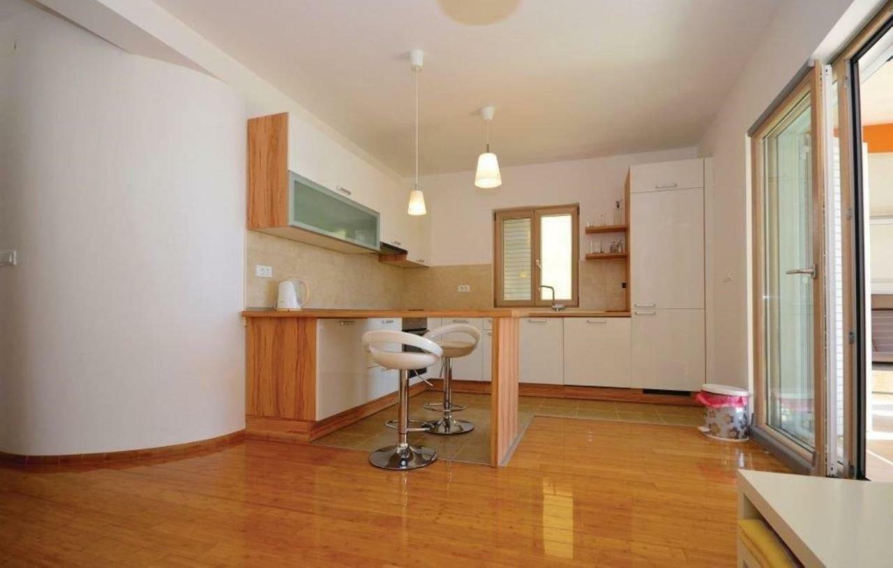 Apartmani 卡利 外观 照片