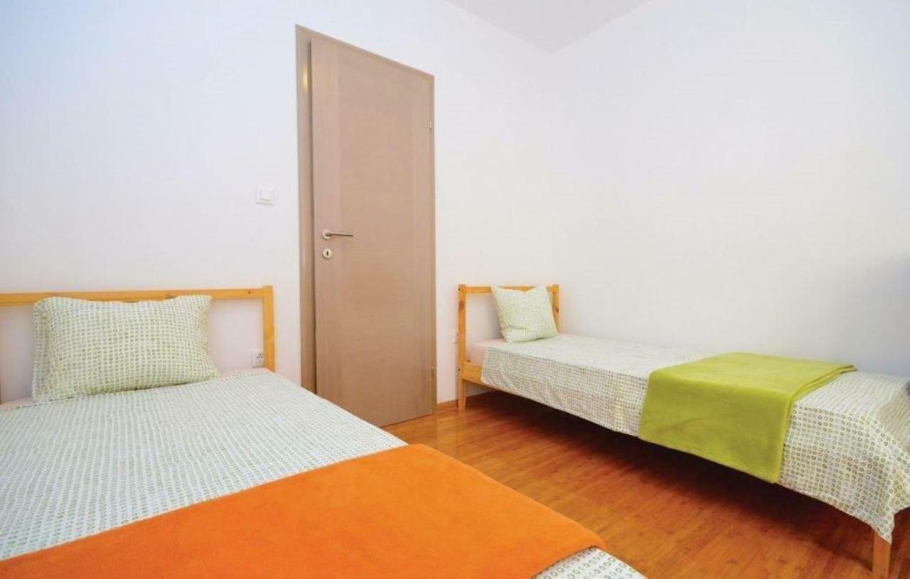 Apartmani 卡利 外观 照片